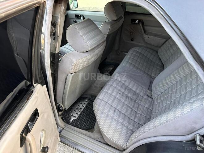 Mercedes 190 1990, 250,000 km - 2.0 l - Cəlilabad