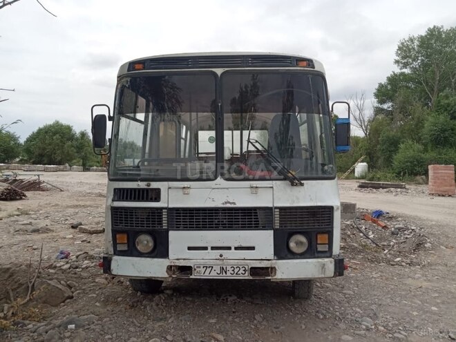 PAZ 32054 1998, 290,000 km - 4.3 l - 