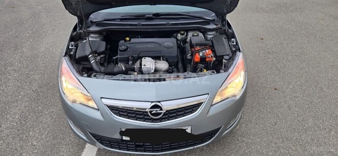 Opel Astra 2011, 315,000 km - 1.3 l - Bakı