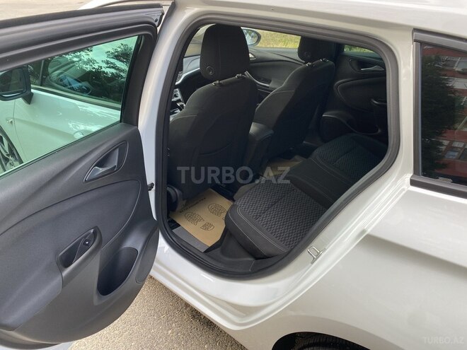 Opel Astra 2016, 218,550 km - 1.6 l - Bakı