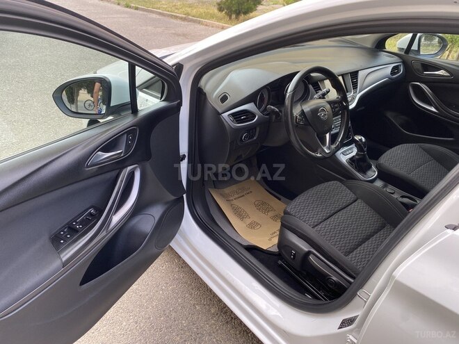 Opel Astra 2016, 218,550 km - 1.6 l - Bakı