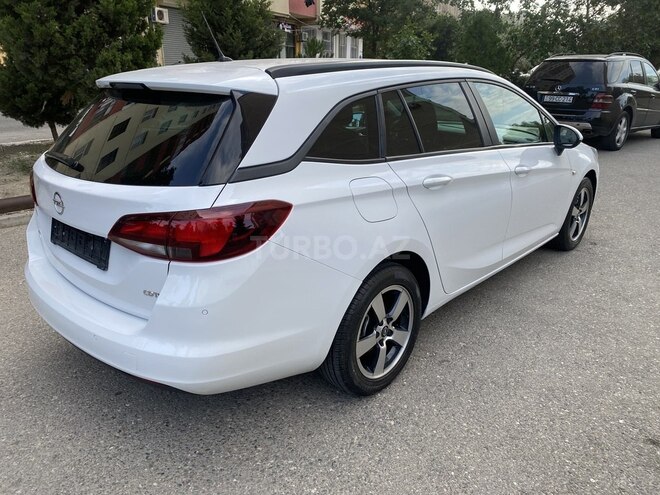 Opel Astra 2016, 218,550 km - 1.6 l - Bakı