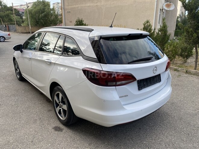 Opel Astra 2016, 218,550 km - 1.6 l - Bakı