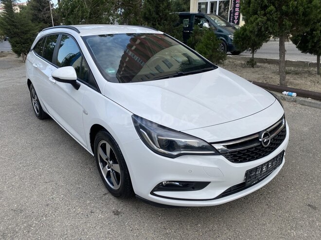 Opel Astra 2016, 218,550 km - 1.6 l - Bakı