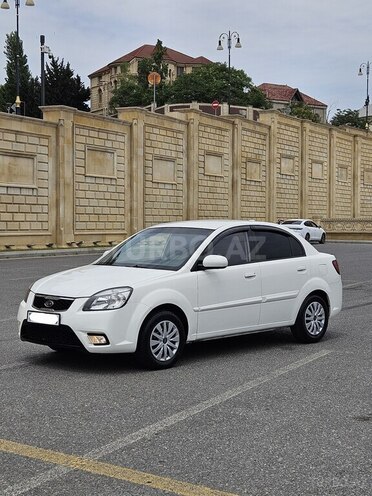 Kia Rio 2011, 289,000 km - 1.4 l - Bakı
