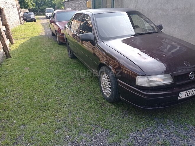 Opel Vectra 1992, 400,000 km - 2.0 l - Zaqatala