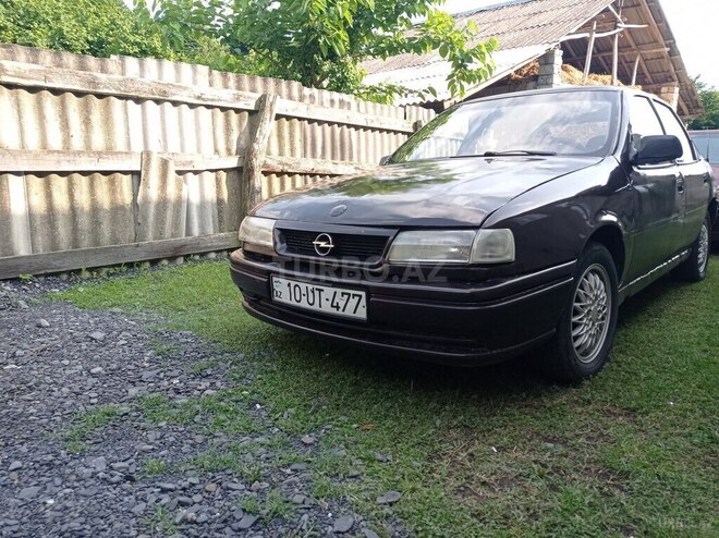 Opel Vectra 1992, 400,000 km - 2.0 l - Zaqatala