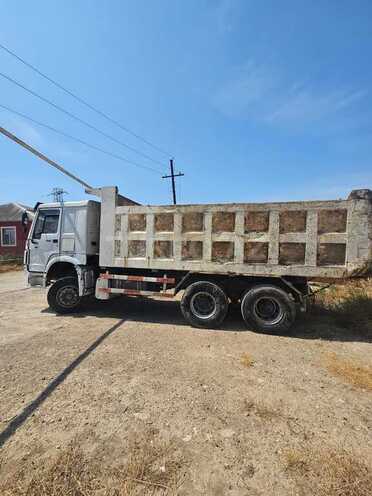 HOWO Sinotruk 2012, 280,000 km - 9.5 l - Bakı