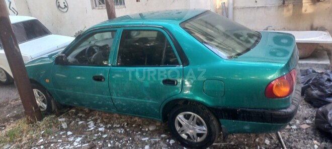 Toyota Corolla 1999, 442,570 km - 1.6 l - Bakı