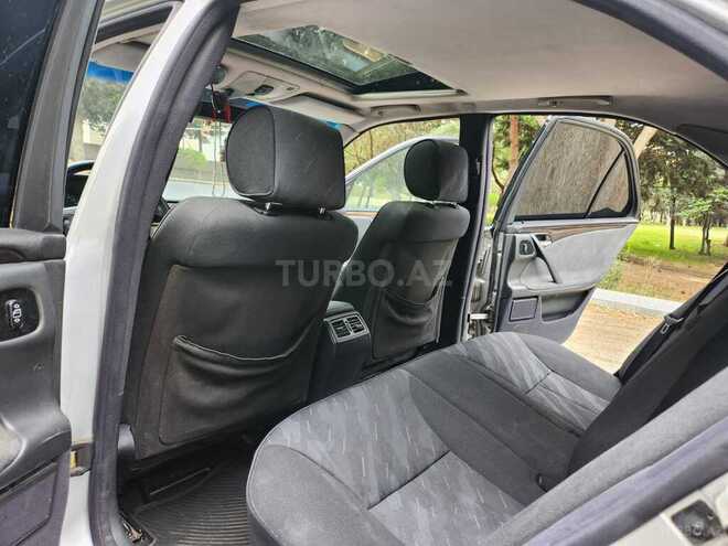 Mercedes E 240 1999, 462,000 km - 2.4 l - Bakı
