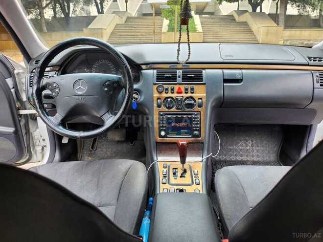 Mercedes E 240 1999, 462,000 km - 2.4 l - Bakı