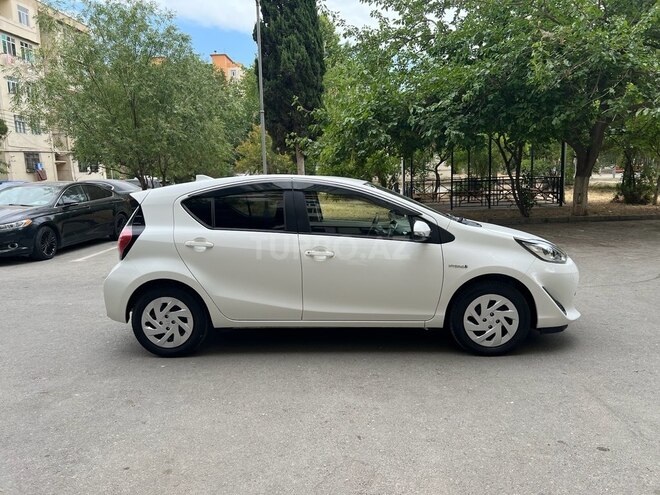 Toyota Aqua 2018, 71,000 km - 1.5 l - Bakı