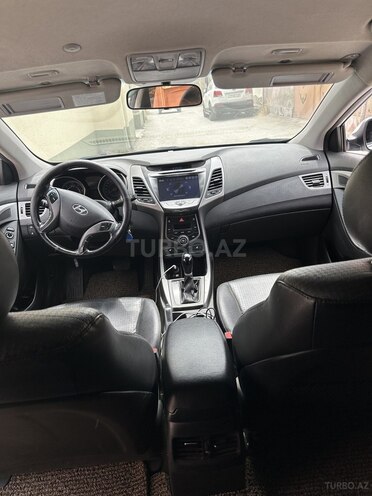 Hyundai Avante 2015, 249,000 km - 1.6 l - Bakı