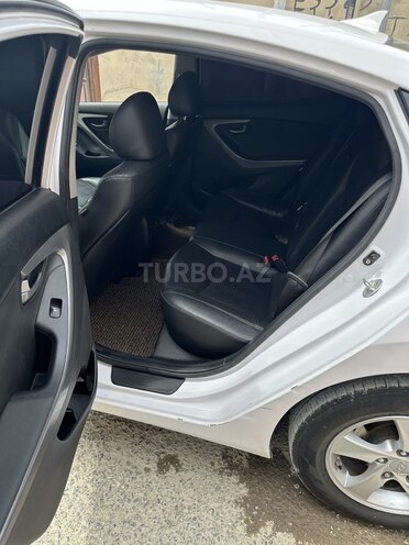 Hyundai Avante 2015, 249,000 km - 1.6 l - Bakı