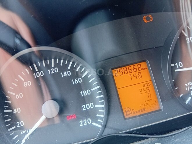 Mercedes Vito 111 2010, 299,200 km - 2.2 l - Bakı