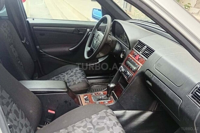 Mercedes C 200 1998, 366,000 km - 2.0 л - Bakı