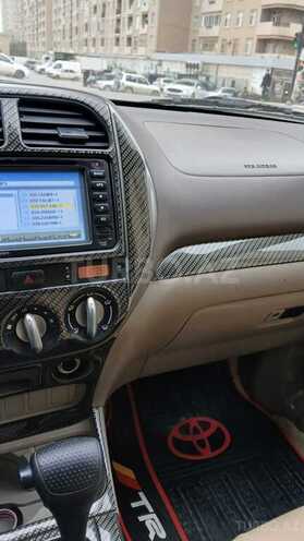Toyota RAV4 2004, 200,000 km - 2.4 l - Bakı