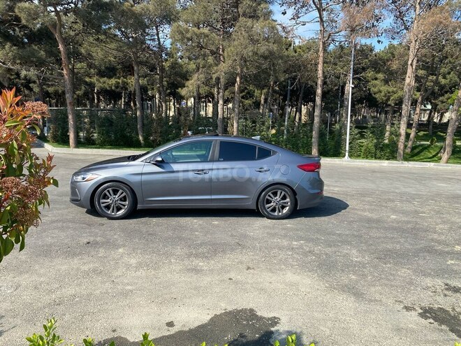 Hyundai Elantra 2018, 85,000 km - 2.0 l - Bakı