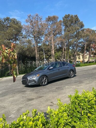 Hyundai Elantra 2018, 85,000 km - 2.0 l - Bakı