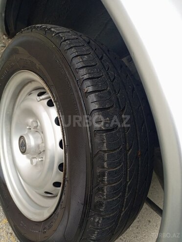 LADA (VAZ) 2106 1998, 95,000 km - 1.6 l - Ucar