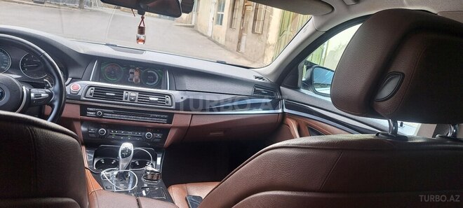 BMW 523 2010, 296,600 km - 2.5 l - Bakı