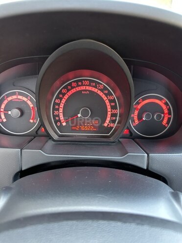 Kia  2011, 277,330 km - 1.6 l - Bakı