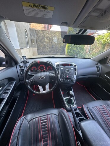 Kia  2011, 277,330 km - 1.6 l - Bakı