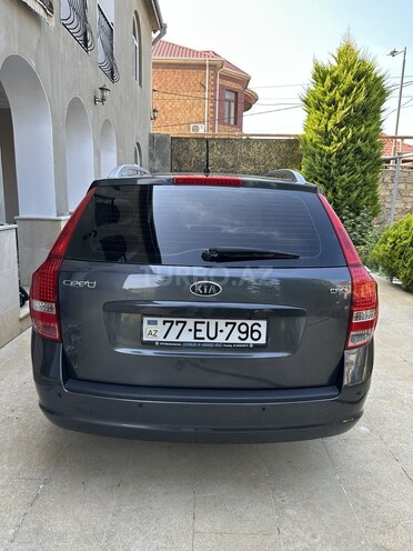 Kia  2011, 277,330 km - 1.6 l - Bakı