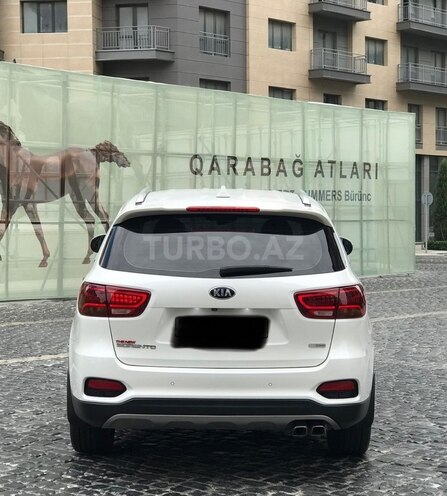 Kia Sorento-4