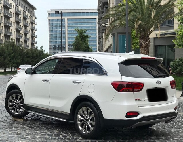 Kia Sorento-8