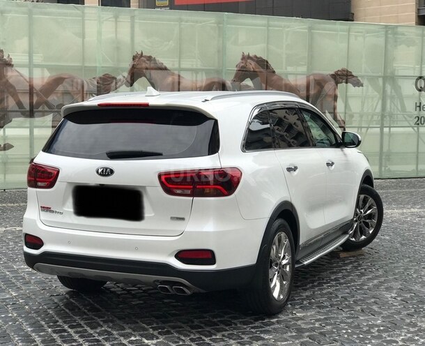 Kia Sorento-6
