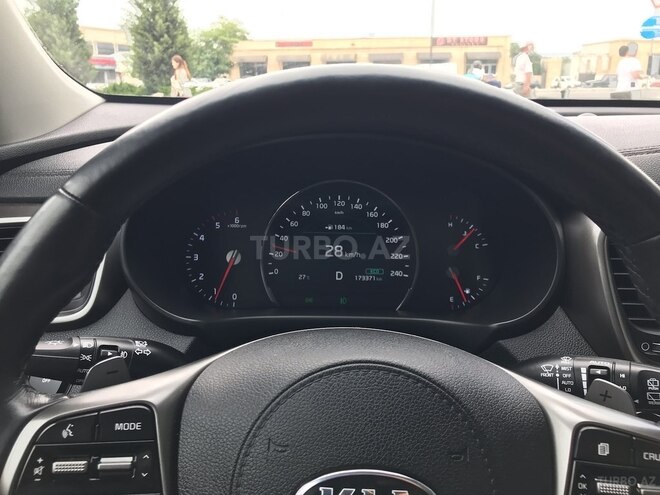 Kia Sorento-21
