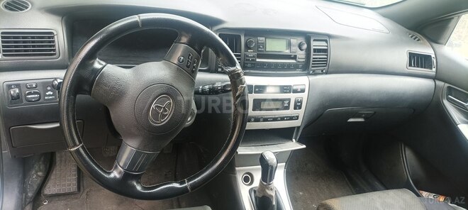 Toyota Corolla 2005, 325,000 km - 1.4 l - Sumqayıt
