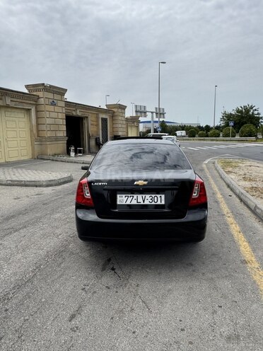 Chevrolet Lacetti-2