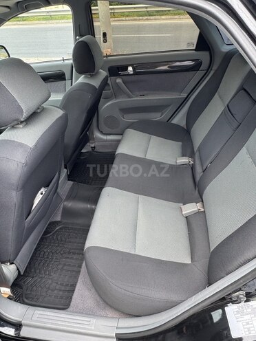 Chevrolet Lacetti-8