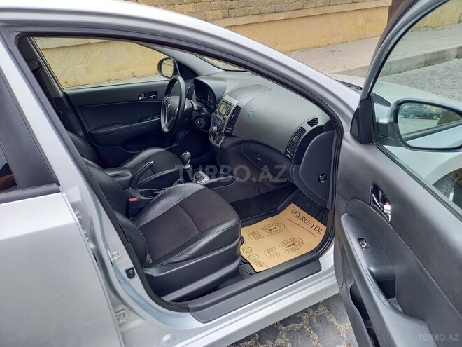 Hyundai i30 2011, 232,100 km - 1.6 l - Bakı