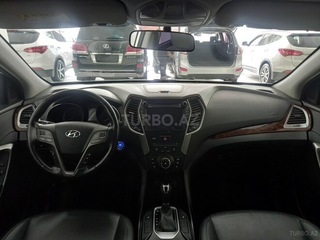 Hyundai Santa Fe-10