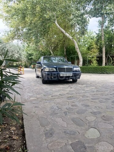 Mercedes C 180-4