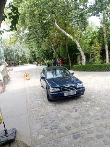 Mercedes C 180-3