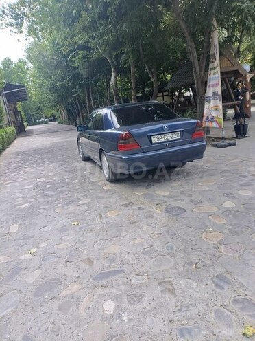 Mercedes C 180-6