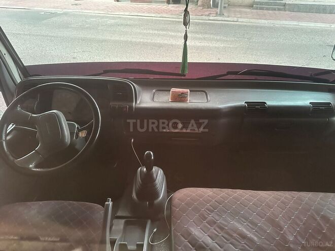 Isuzu NQR 71 PL 2007, 350,000 km - 4.6 l - Bakı