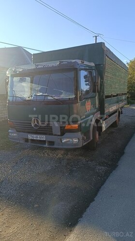 Mercedes Atego 818 2003, 476,500 km - 4.3 l - Quba