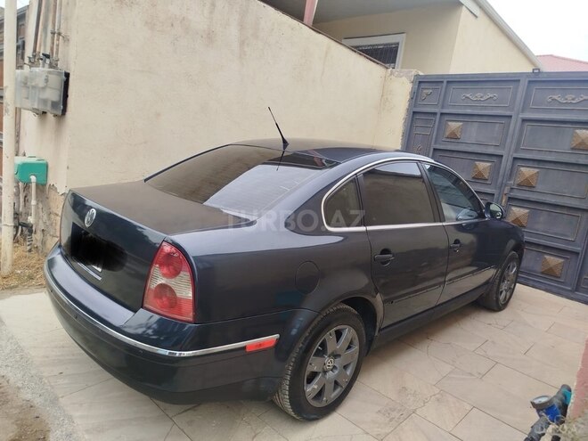 Volkswagen Passat 2004, 304,000 km - 1.8 л - Bakı