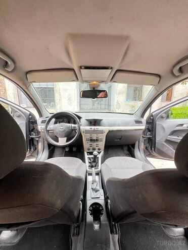 Opel Astra 2008, 195,000 km - 1.4 л - Bakı
