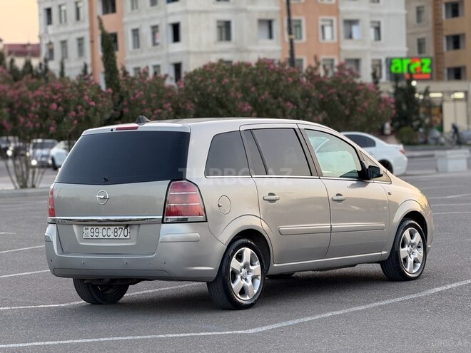 Opel Zafira 2005, 310,250 km - 2.2 l - Bakı