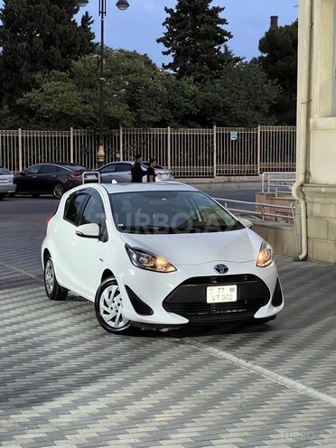 Toyota Aqua 2018, 92,000 km - 1.5 л - Bakı