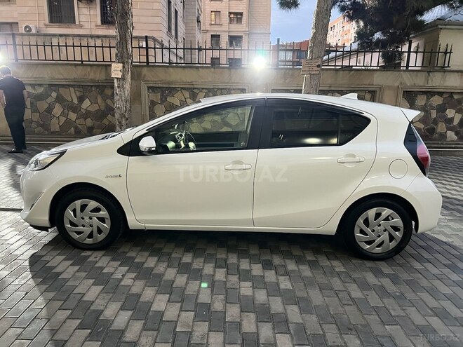 Toyota Aqua 2018, 92,000 km - 1.5 л - Bakı