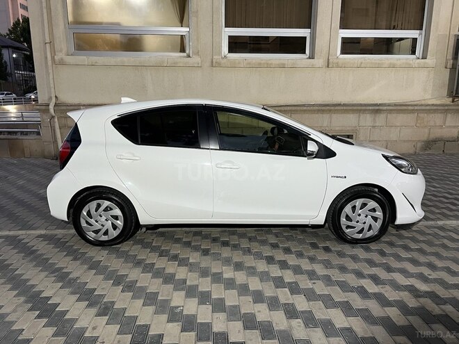 Toyota Aqua 2018, 92,000 km - 1.5 л - Bakı