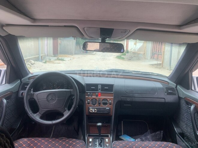 Mercedes C 180 1993, 223,555 km - 1.8 l - Bakı