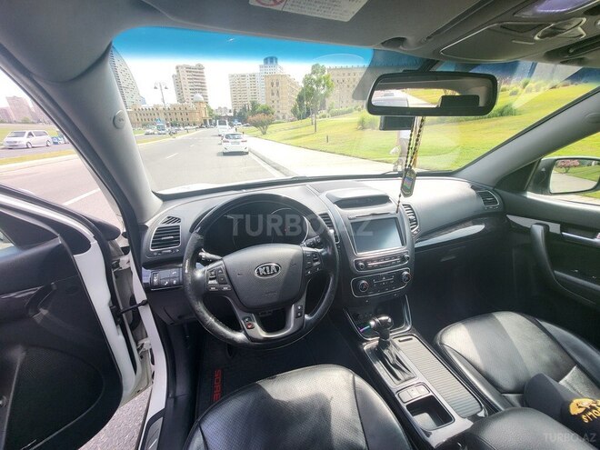 Kia Sorento-3